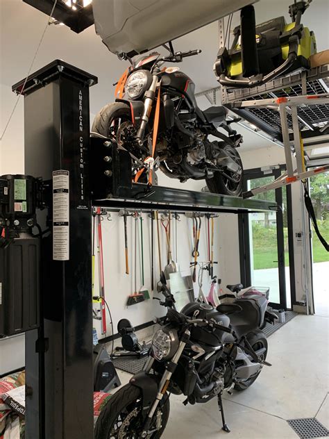 motorcycle lifts for home garage.